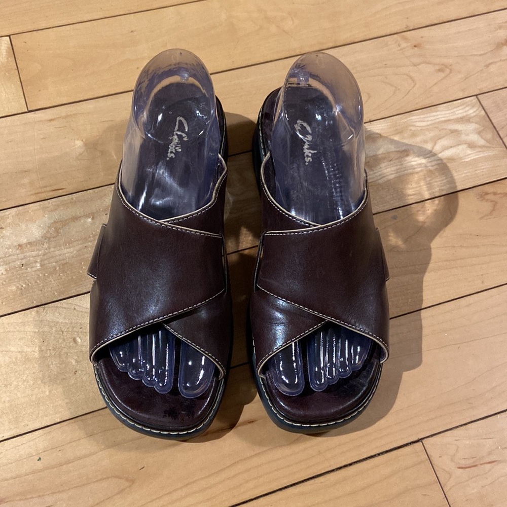 Clarks leather sandals-size 7.5